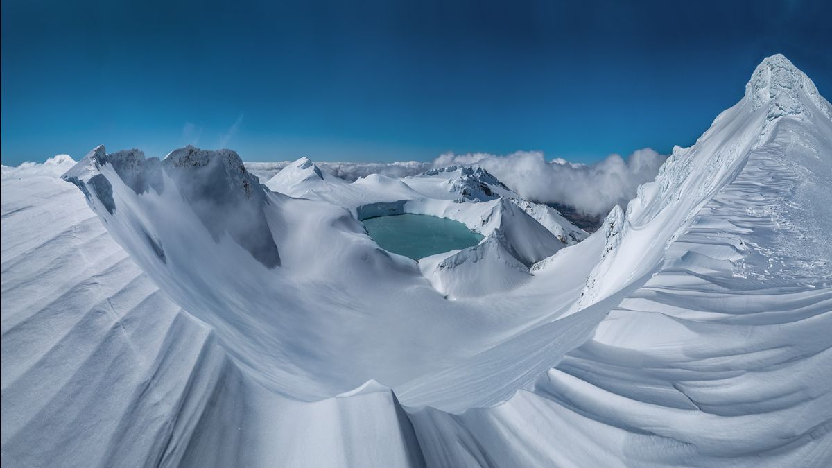 Beyond the Cliff Top Shelter: Ringatoto and the East Ridge of Tahurangi